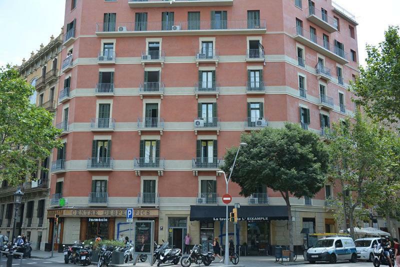 Casa Consell Gran Via, Casa de hóspedes 2*